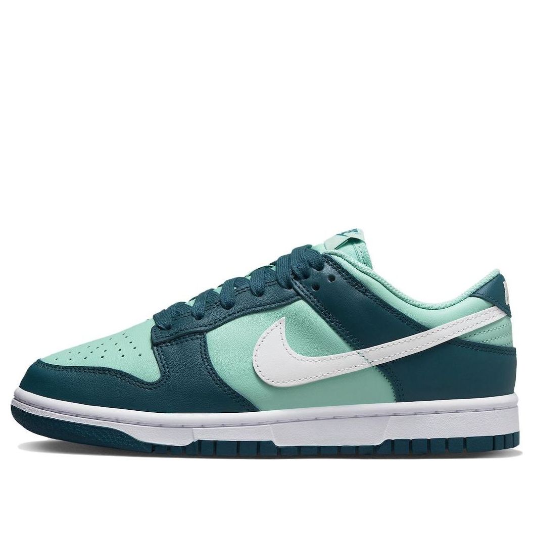 (WMNS) Nike Dunk Low 'Green'  DD1503-301 Classic Sneakers